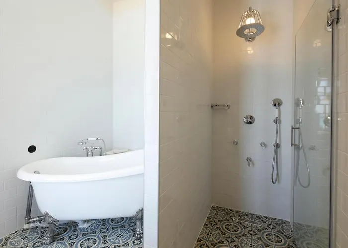 Rasim - Adults Only Кешме