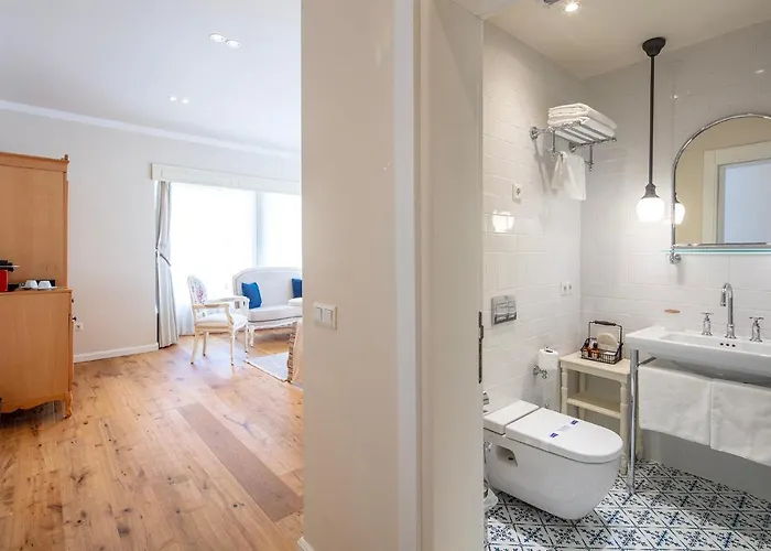 Rasim - Adults Only Кешме