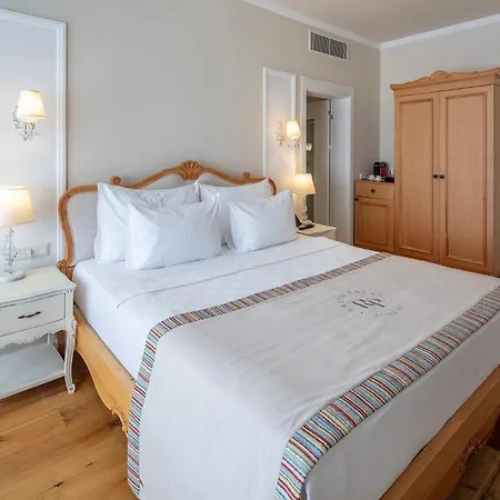 Rasim - Adults Only Çeşme