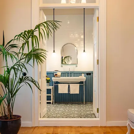 Rasim - Adults Only * Çeşme