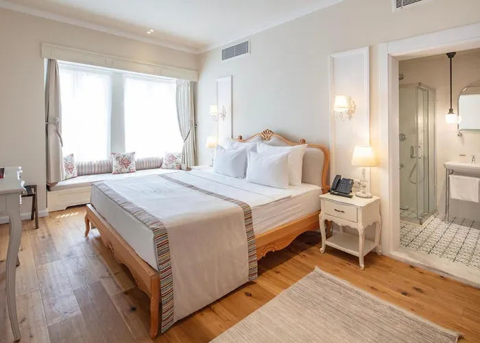 Rasim - Adults Only Otel Çeşme