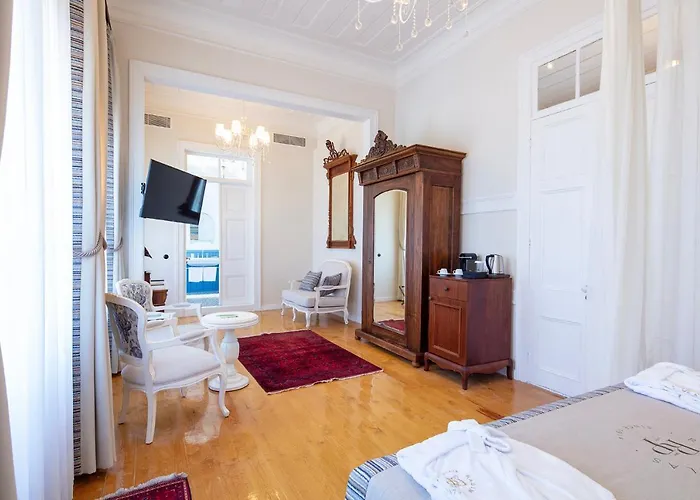 Rasim - Adults Only Çeşme