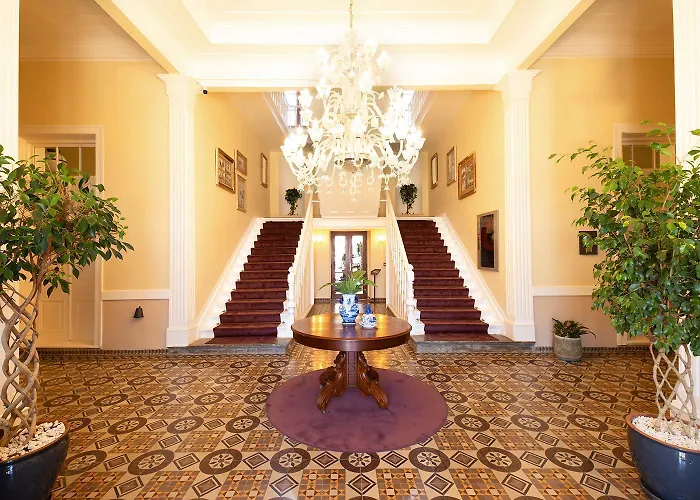 Rasim - Adults Only Otel Çeşme